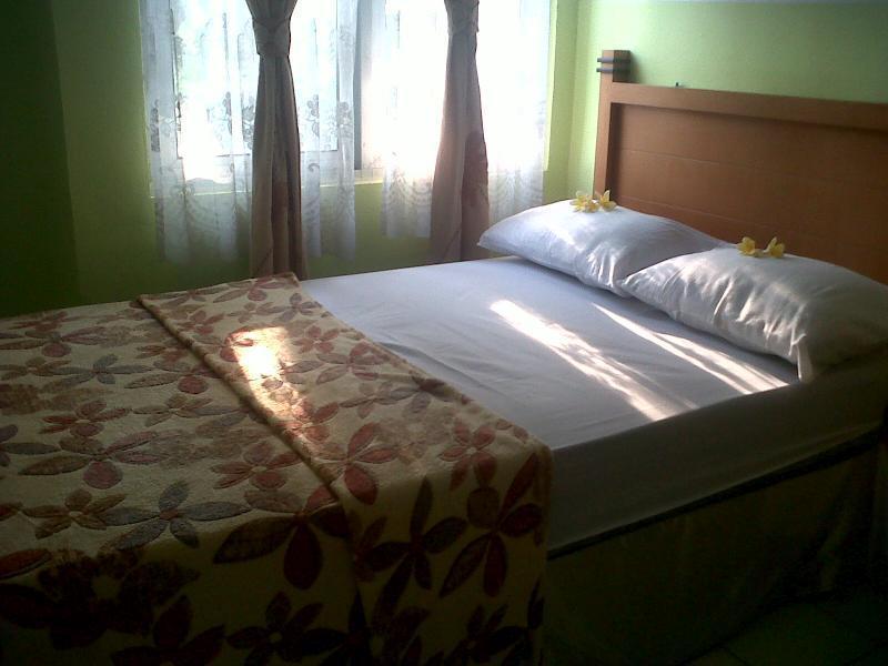 Wening Griya Guest House Jatingaleh Exterior foto